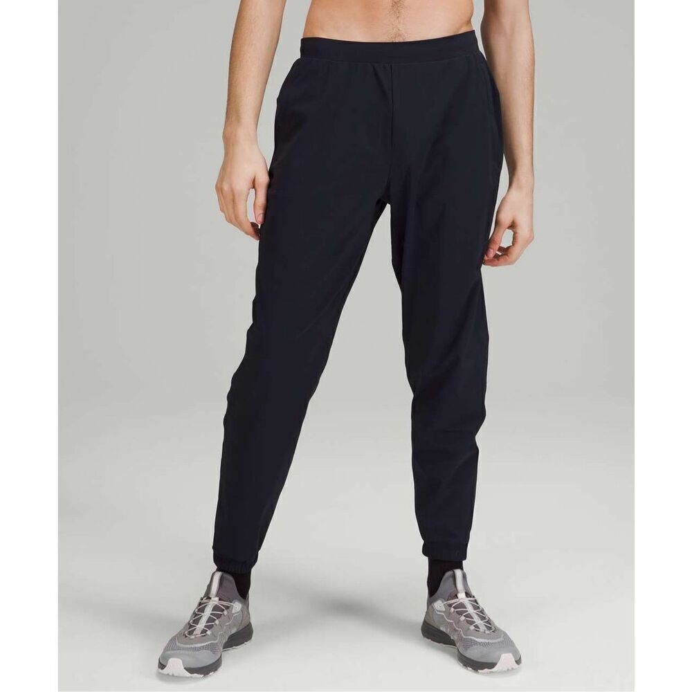 Lululemon Black Casual Shorter Length Surge Run State Jogger Pants Size XL